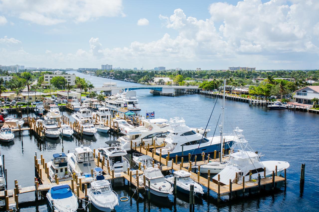 Sands Harbor Resort And Marina بومبانو بيتش المظهر الخارجي الصورة